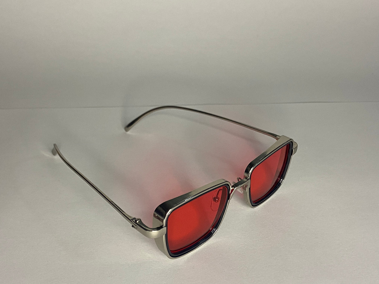 Viena red polarized