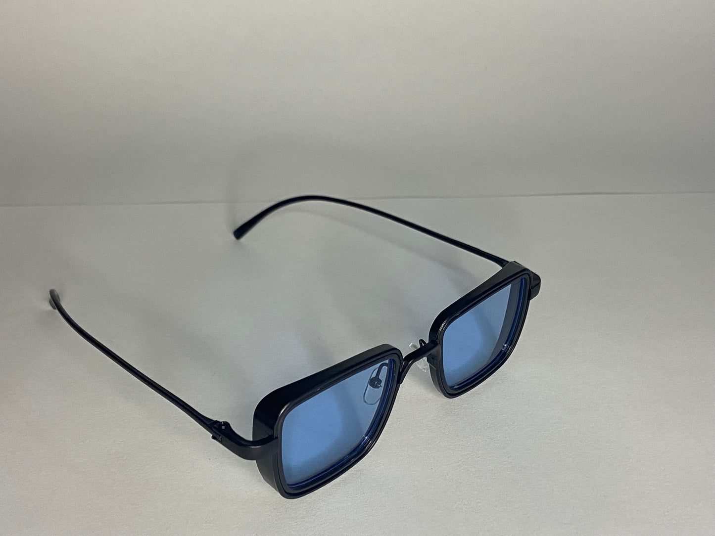 Viena blue polarized